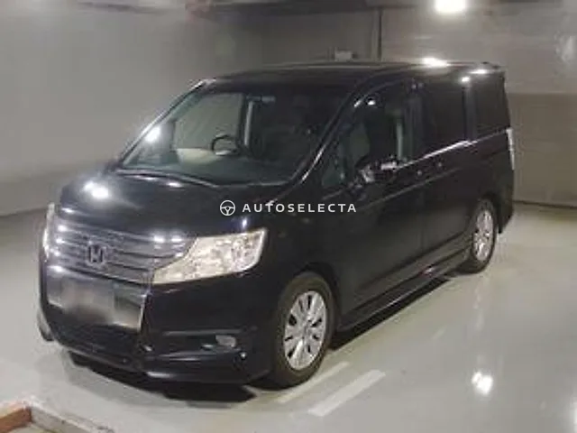 Honda Stepwgn Spada 2010, auction grade 3