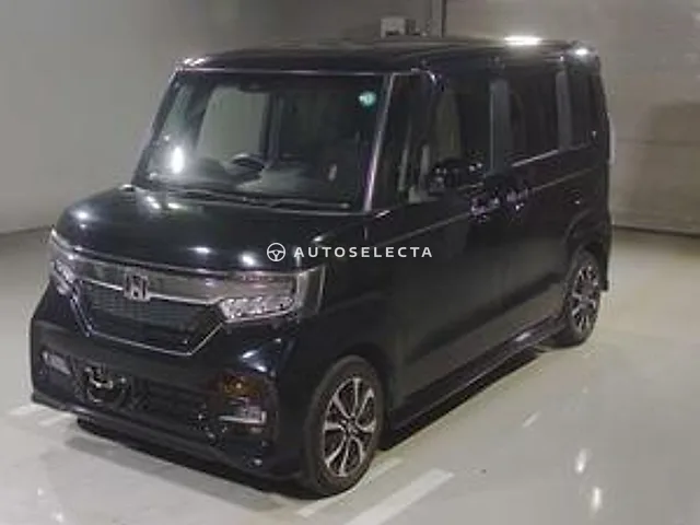 Honda N-BOX Custom 2020, auction grade 3
