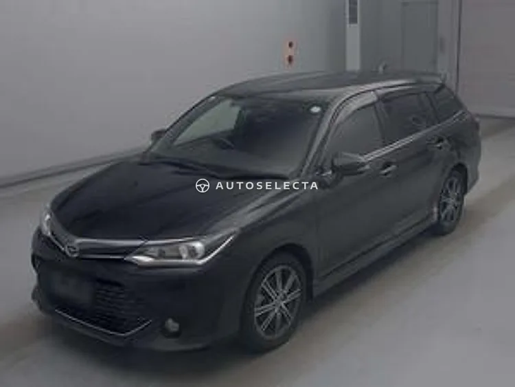 Toyota Corolla Fielder 2015, photo 1 of 2