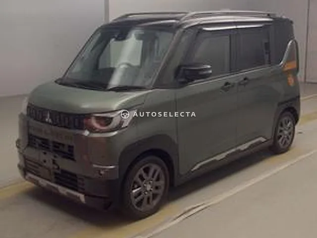 Mitsubishi Delica Mini 2023, auction grade 4.5