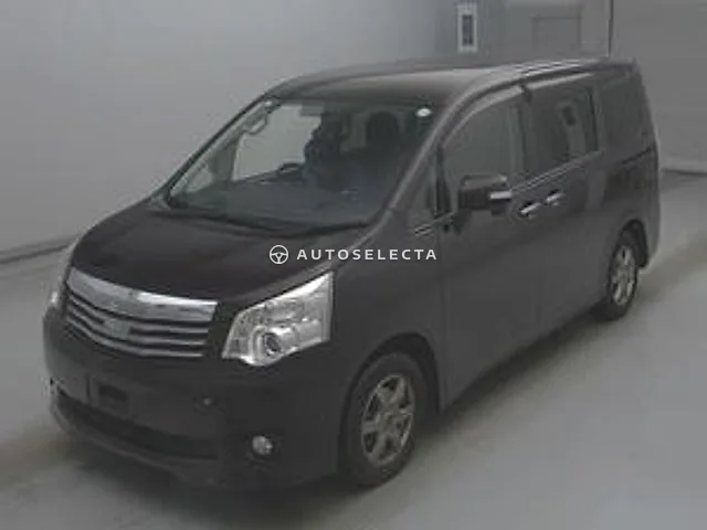 Toyota Noah 2013, auction grade R