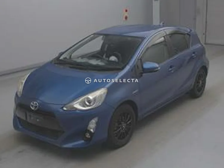 Toyota Aqua 2016, photo 1 of 1