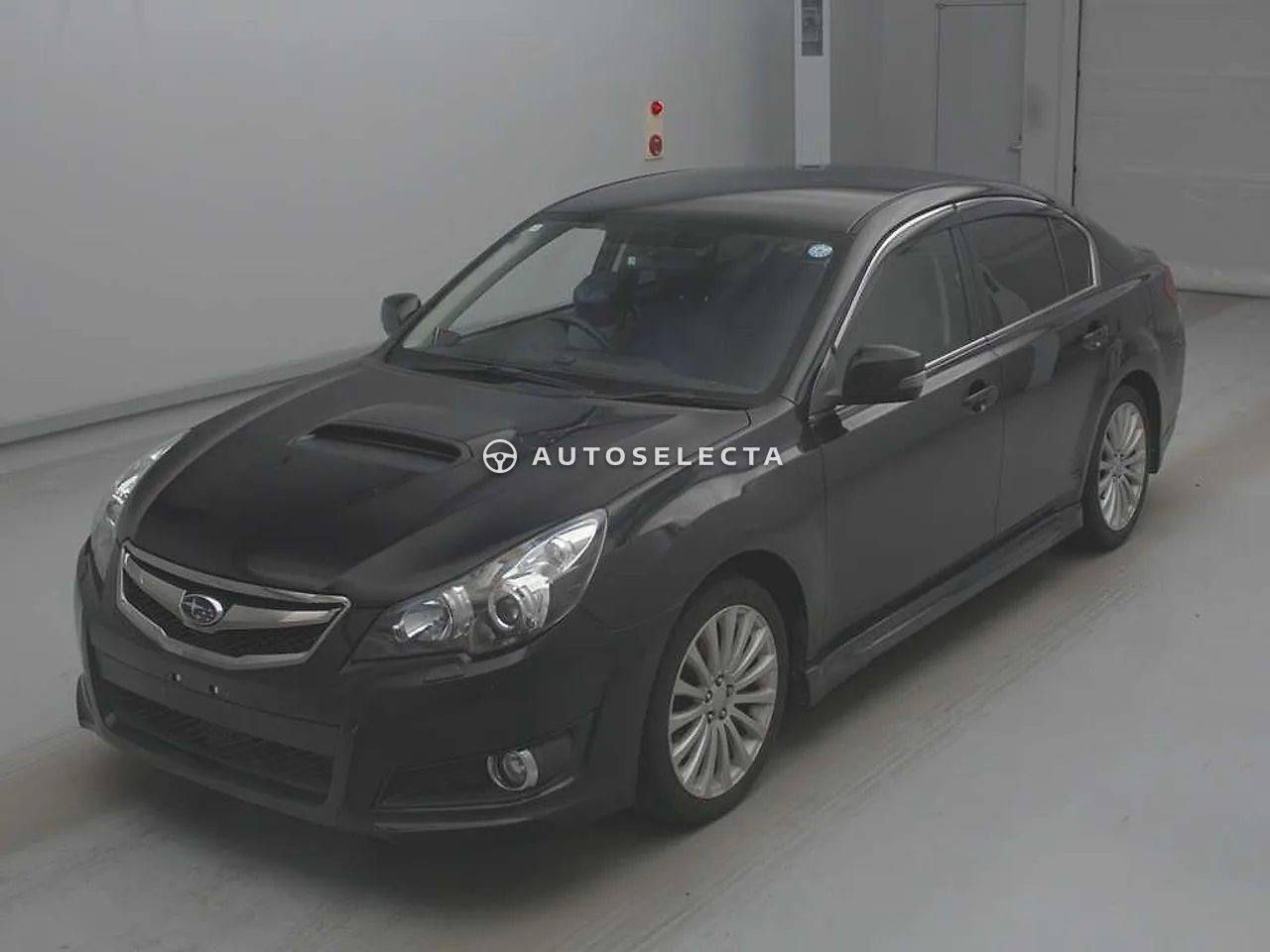 Subaru Legacy B4 2012, photo 1 of 1