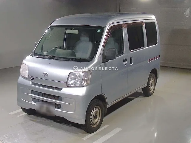 Daihatsu Hijet Cargo 2014, auction grade 3.5