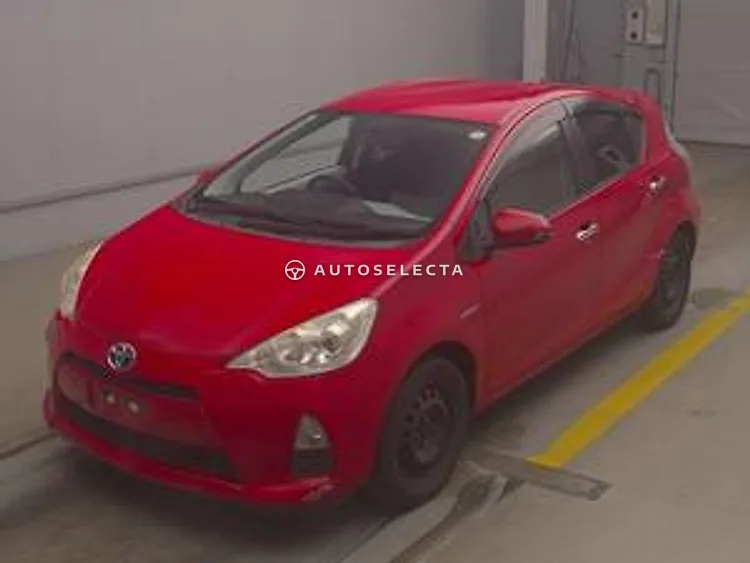 Toyota Aqua 2012, photo 1 of 1
