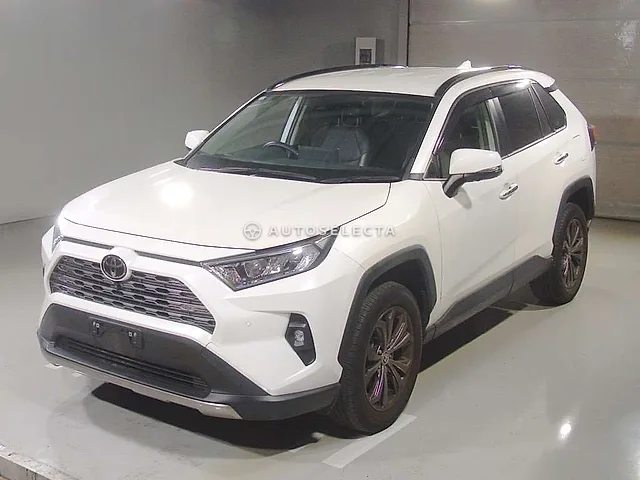 Toyota RAV4 2022, auction grade 4.5