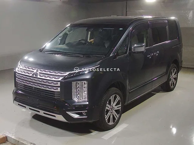 Mitsubishi Delica D:5 2024, auction grade 6