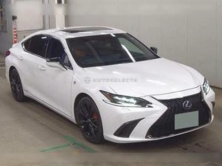 Lexus ES 2022, photo 1 of 6