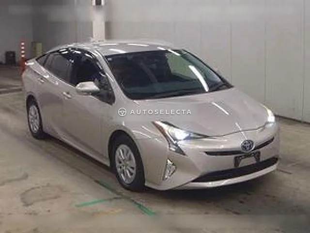 Toyota Prius 2018, auction grade 4.5