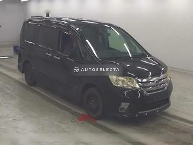 Nissan Serena 2012