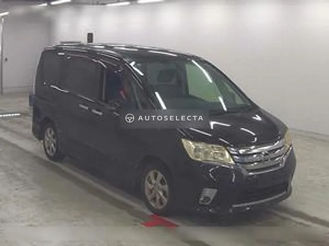 Nissan Serena 2012