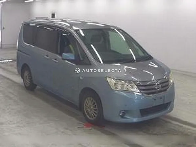 Nissan Serena 2012