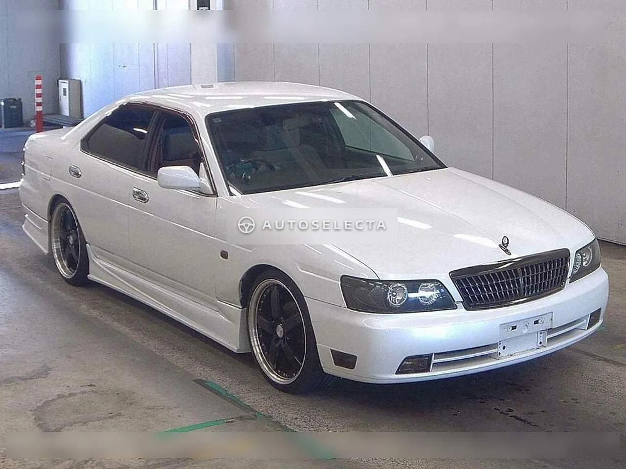 Nissan Laurel 2002, photo 1 of 1
