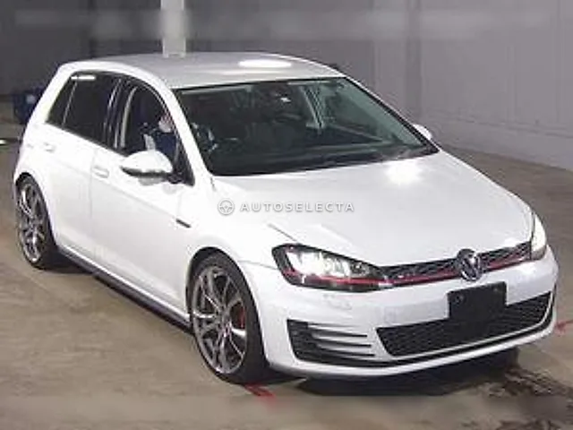 Volkswagen Golf GTI 2013, auction grade 3.5