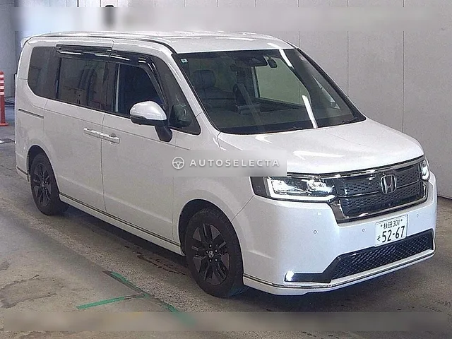Honda Stepwgn Spada 2022, auction grade 4