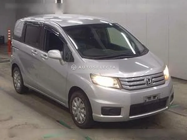 Honda Freed Spike 2012