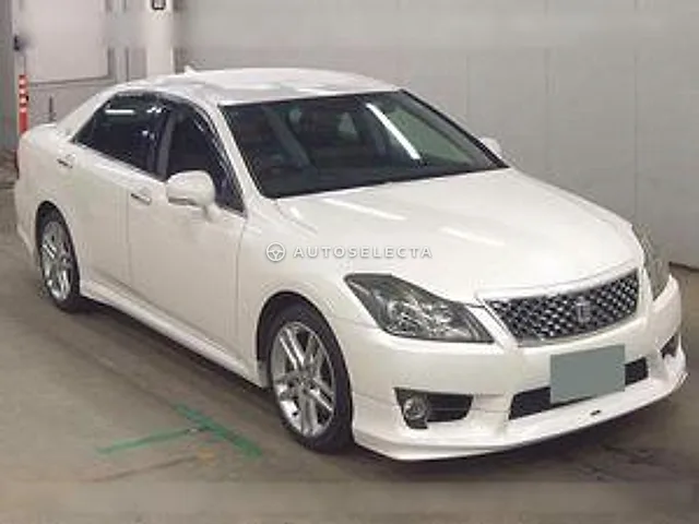 Toyota Crown 2011, auction grade 4