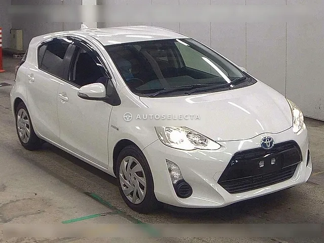 Toyota Aqua 2015, auction grade 5