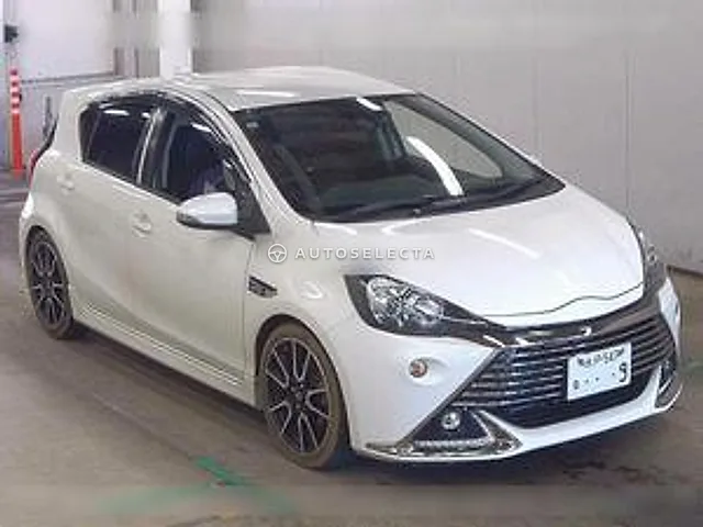 Toyota Aqua 2016, auction grade 4.5