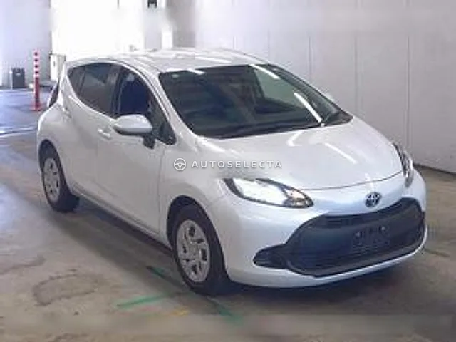 Toyota Aqua 2024, auction grade 4.5