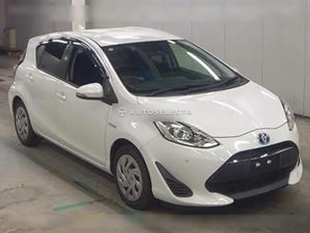 Toyota Aqua 2017, auction grade R
