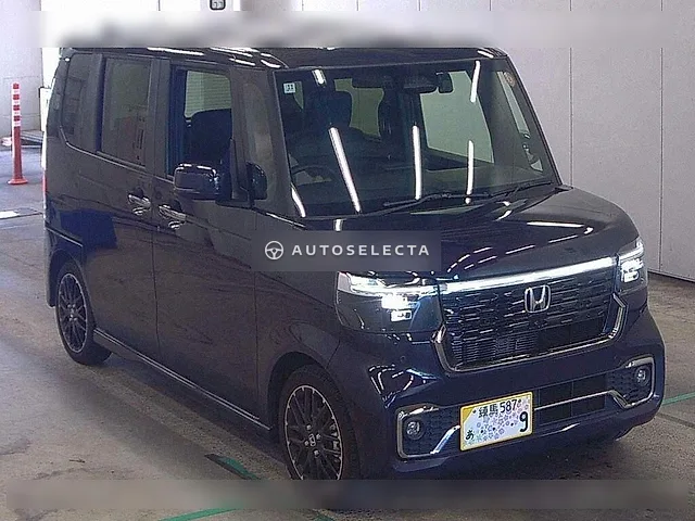 Honda N-BOX Custom 2025, auction grade 5
