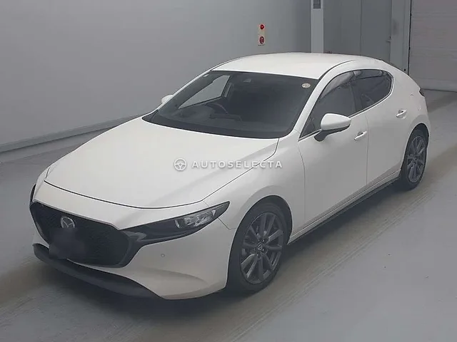 Mazda MAZDA3 Fastback 2019, auction grade 3.5
