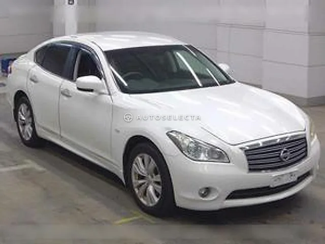 Nissan Fuga 2010, auction grade R