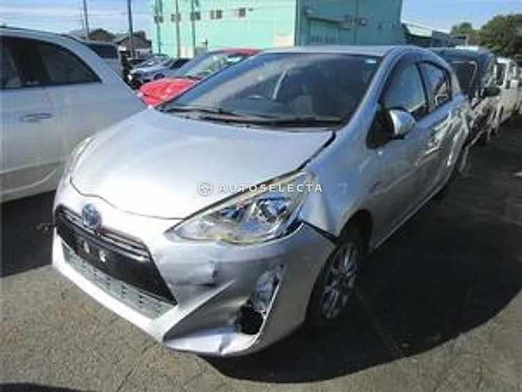 Toyota Aqua 2017, photo 1 of 1