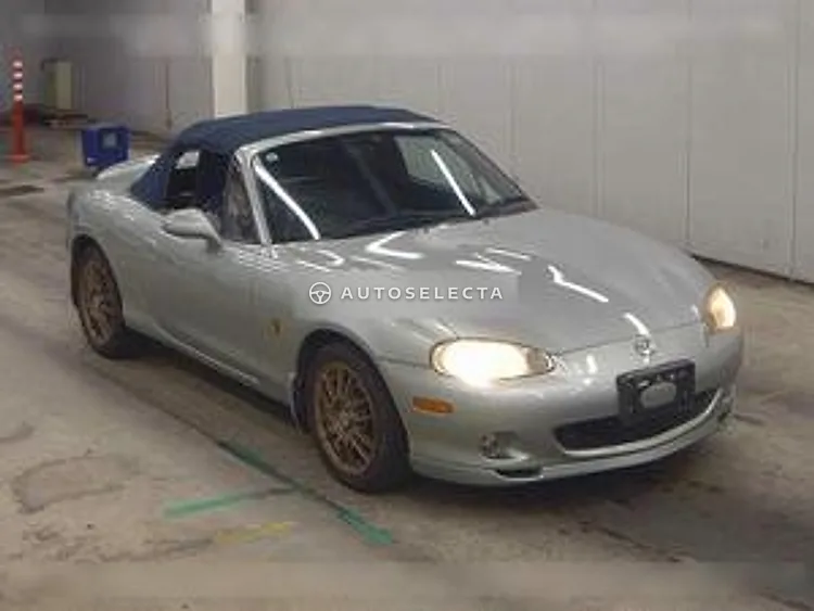 Mazda Roadster 2003, photo 1 of 6