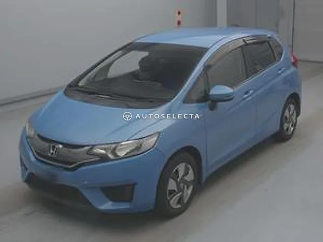 Honda Fit Hybrid 2014, auction grade RA