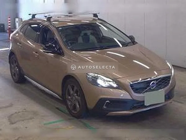 Volvo V40 2014, auction grade 4