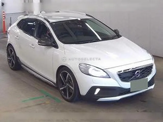 Volvo V40 2016, auction grade 4.5