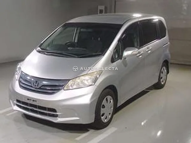 Honda Freed 2011, auction grade R