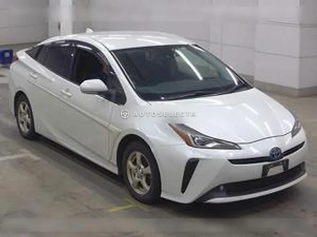 Toyota Prius 2019, auction grade 3.5