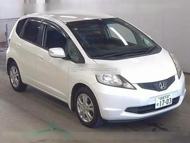Honda Fit 2010, auction grade 3.5