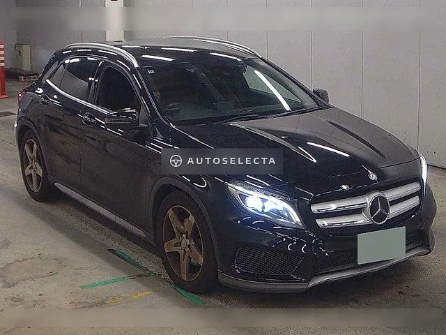 Mercedes-Benz GLA-Class 2014, auction grade 3.5