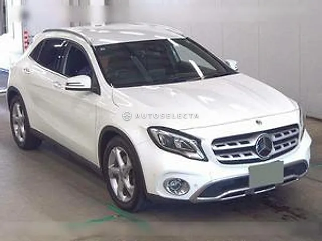 Mercedes-Benz GLA-Class 2019, auction grade 4.5