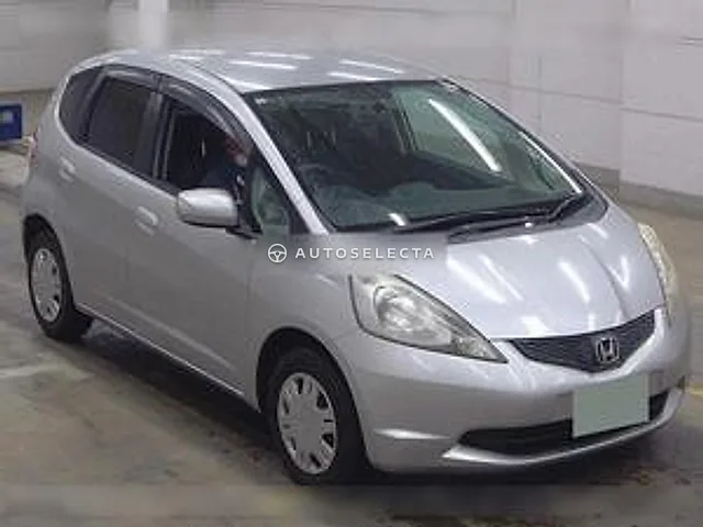 Honda Fit 2010, auction grade 3
