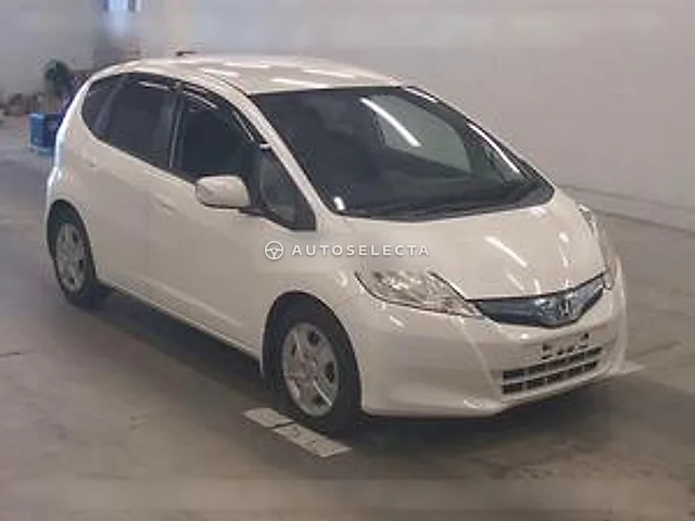 Honda Fit Hybrid 2011