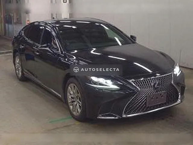 Lexus LS 2018, auction grade 3.5