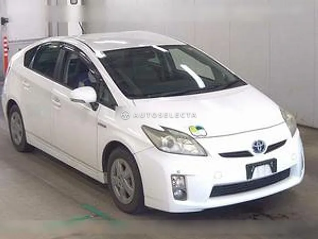 Toyota Prius 2011, auction grade 3