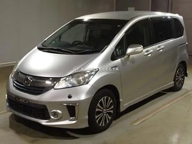 Honda Freed Hybrid 2014, auction grade 3.5