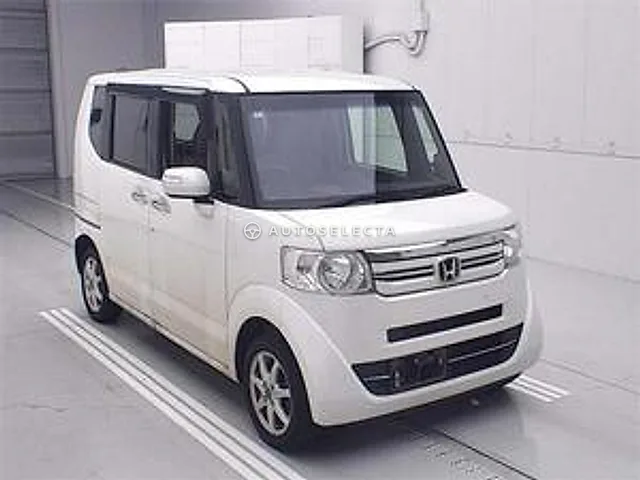 Honda N-BOX 2015, auction grade R