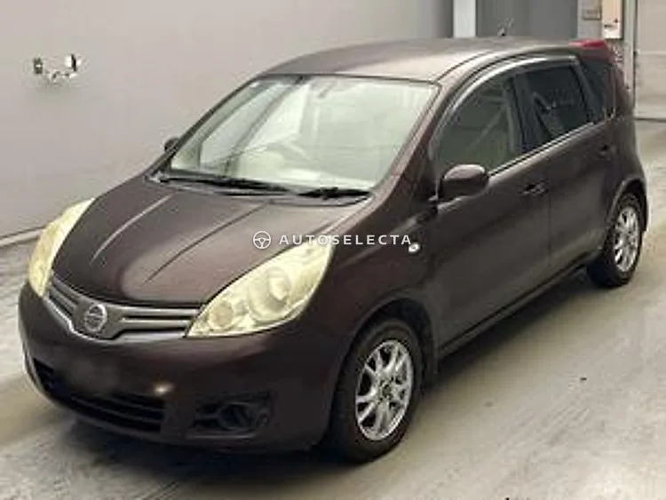 Nissan Note 2010, photo 1 of 1