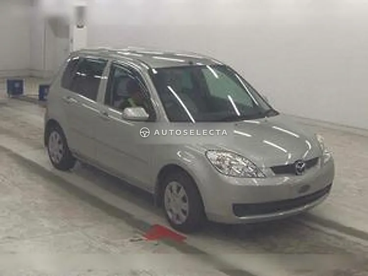Mazda Demio 2005, photo 1 of 6