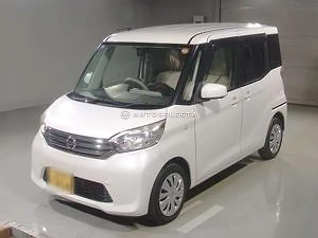 Nissan Dayz Roox 2014, auction grade R