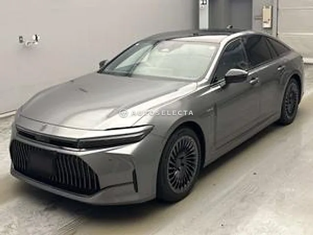 Toyota Crown 2023, auction grade 4.5
