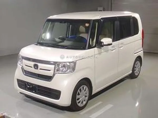 Honda N-BOX 2017, auction grade 4.5