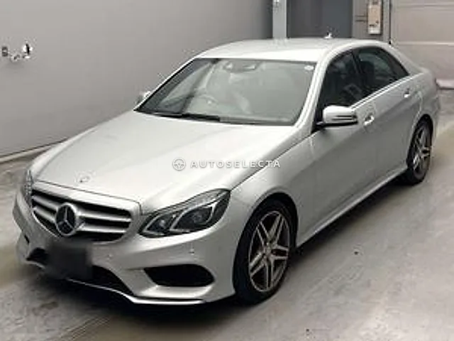 Mercedes-Benz E-Class 2015, auction grade 4